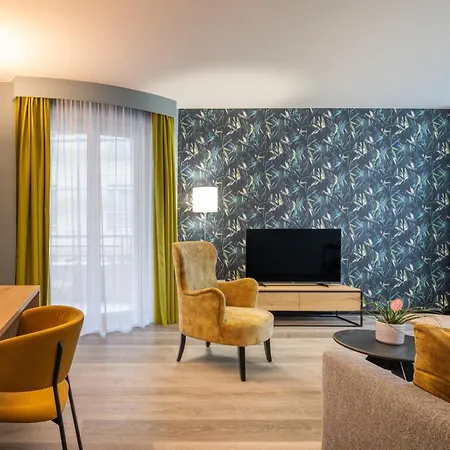 Thon Parnasse 4*